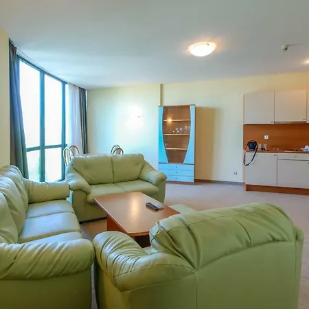 Apartment Private In Palm Beach Golden Sands